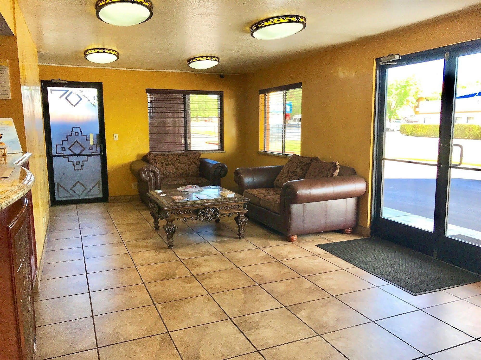 Days Inn By Wyndham East Albuquerque Exterior foto